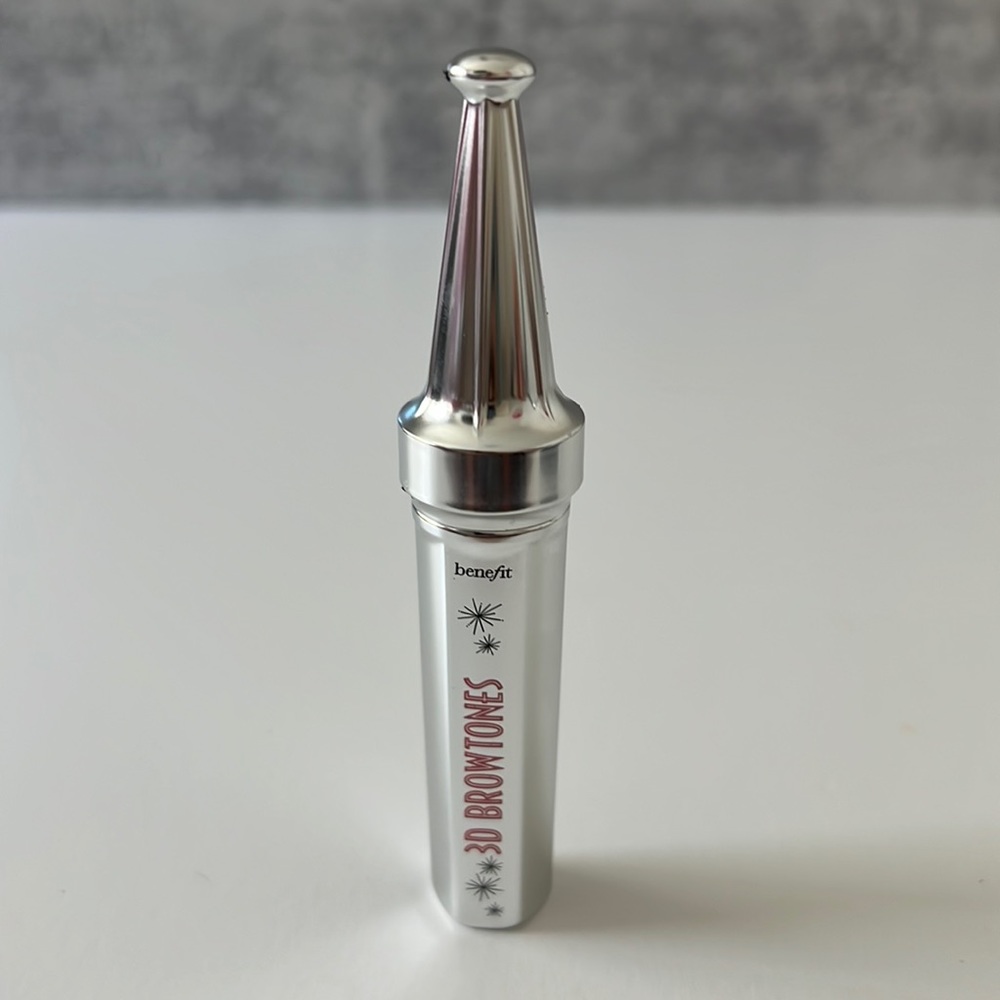 Benefit 3D Browtones # 2 Light Medium Full Size Brow Enhancing Highlights BNWB